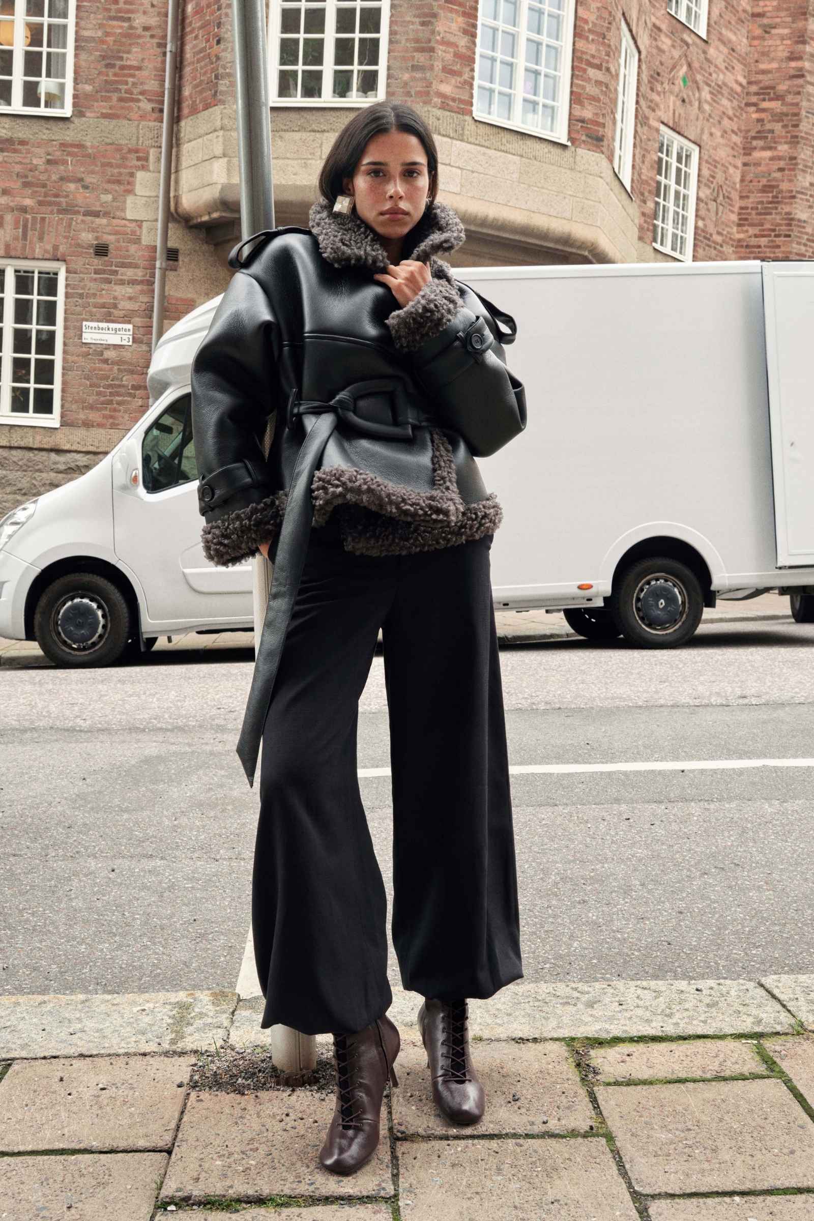 NEILE CROPPED TRENCH COAT